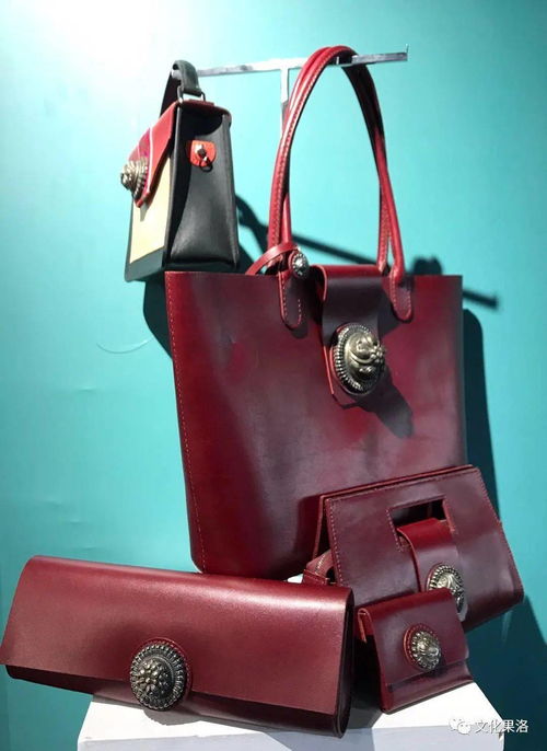 上海大學(xué)駐青海果洛傳統(tǒng)工藝工作站文創(chuàng)產(chǎn)品亮相第六屆中國非物質(zhì)文化遺產(chǎn)博覽會(huì)